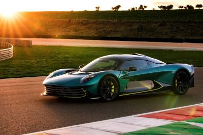 Aston Martin Valhalla 2026 5