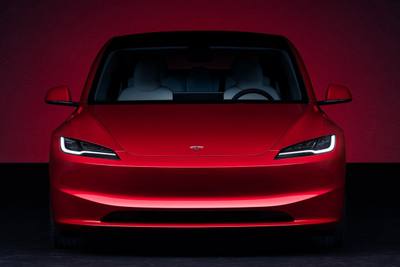 Tesla Model 3 2026 4