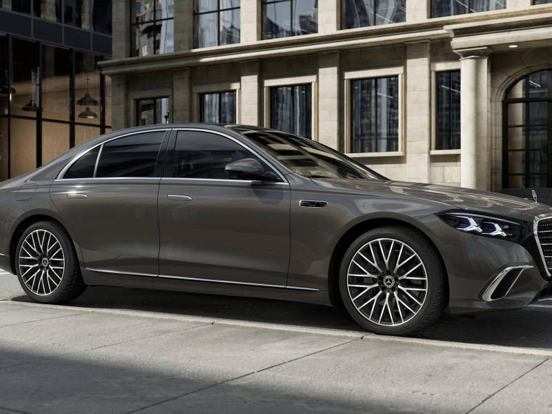 Mercedes-Benz S-Class 2026