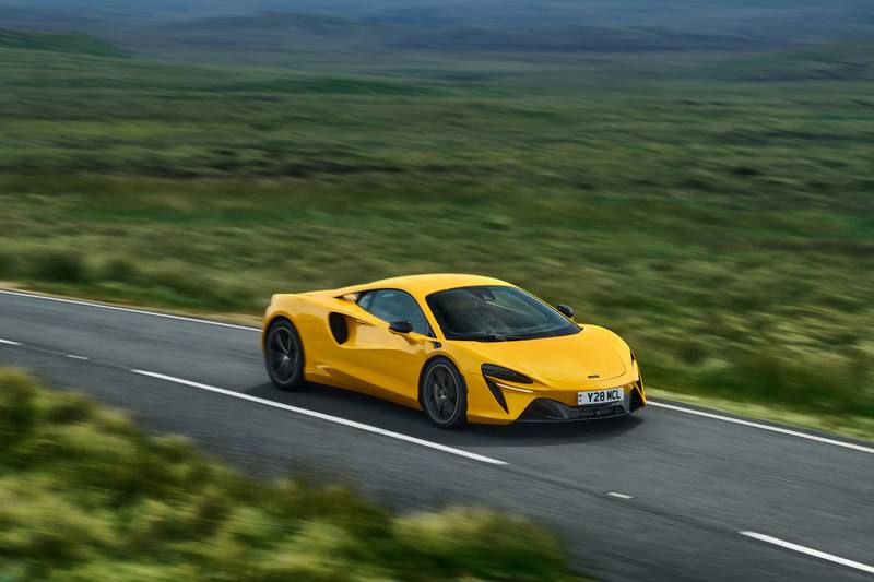 McLaren Artura 2026