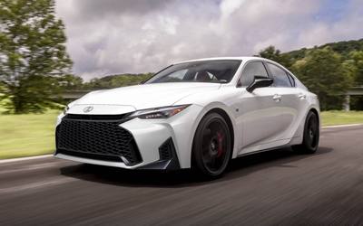 Lexus IS 2026 2