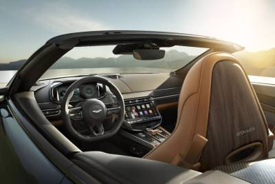 Aston Martin DB12 2026 5