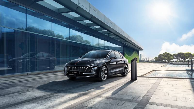 Hongqi E-QM5 2026