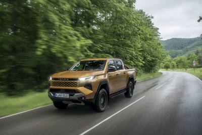 Toyota Hilux 2026 5