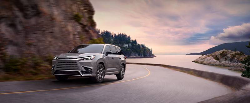 Lexus TX 2026
